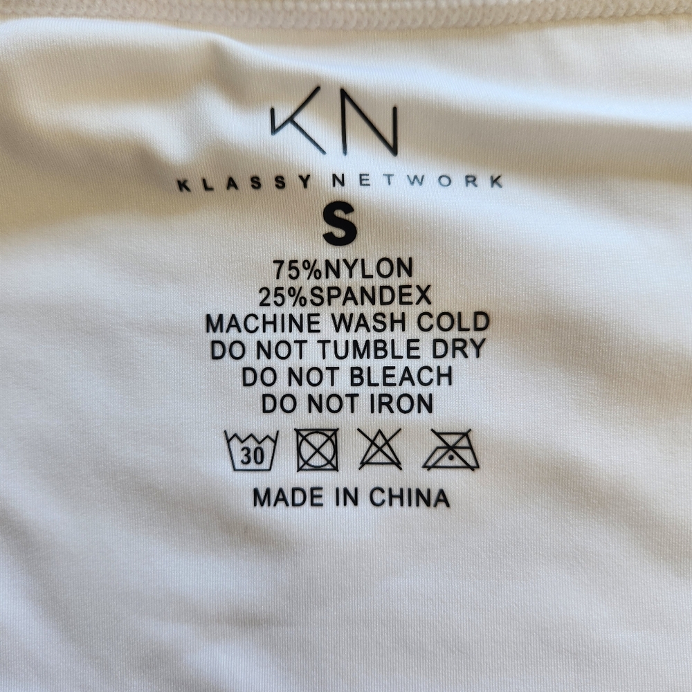 Klassy Network White Crop Top Brami - Picture 3 of 3